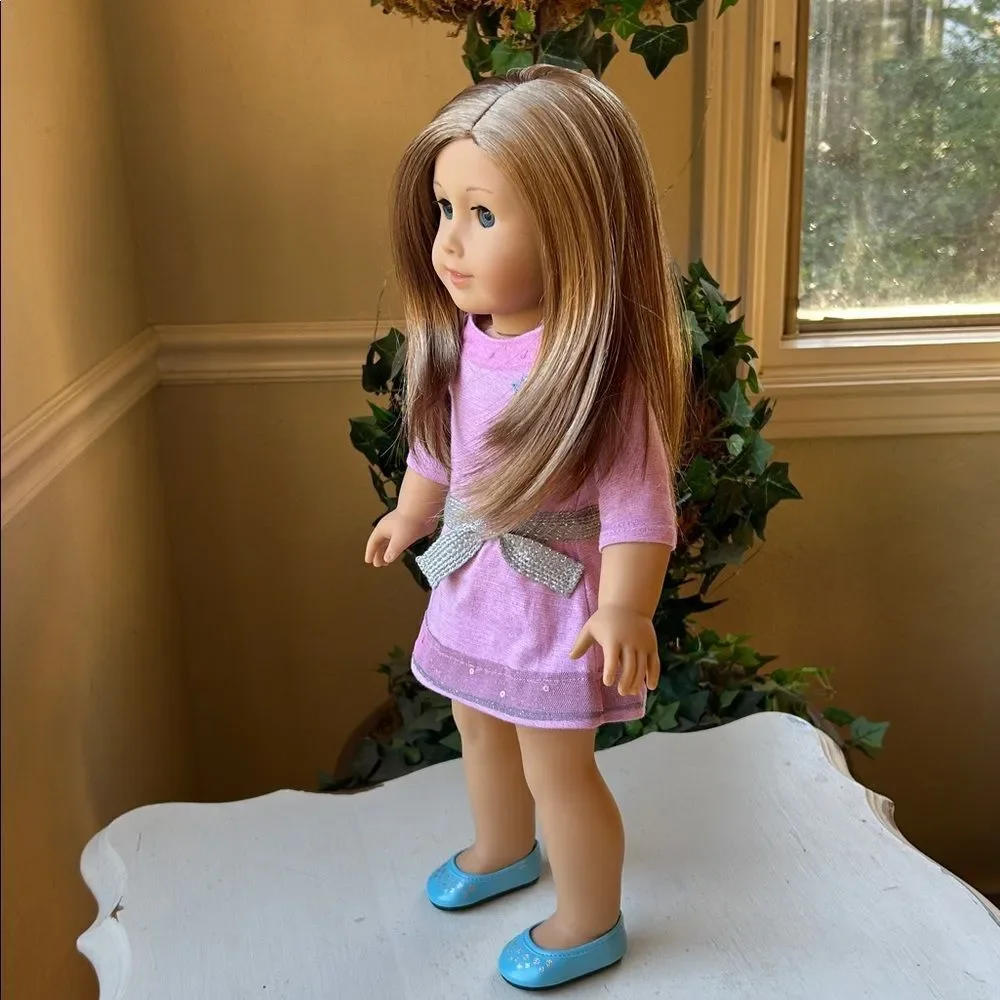 American Girl Doll Truly Me In Original Dress and Shoes. Excellent Condition